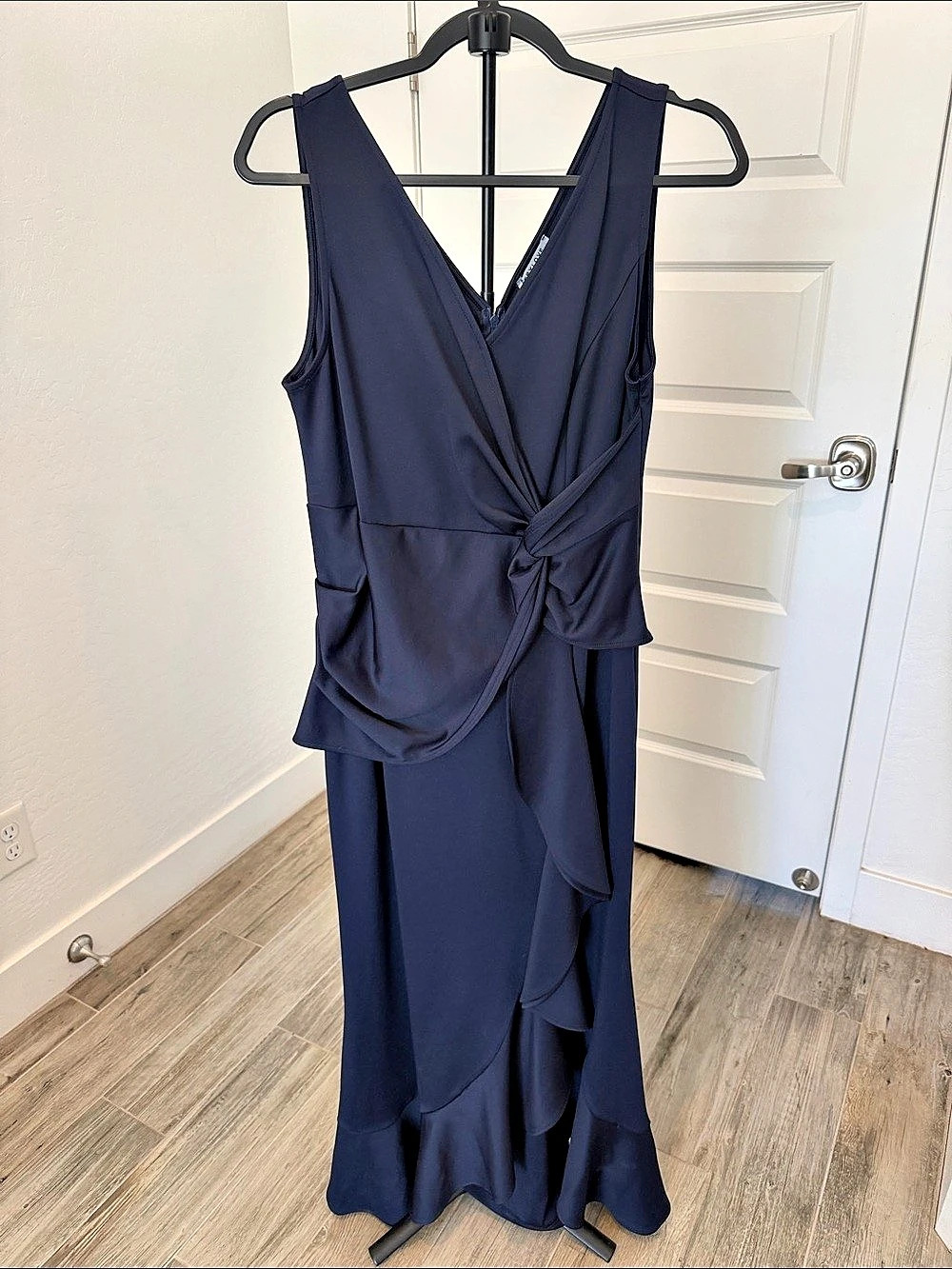 BERRYLOVE Navy Wrap Maxi Dress